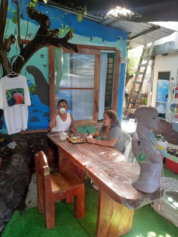 Cozy Hosting Galapagos Apartment Puerto Ayora  Luaran gambar